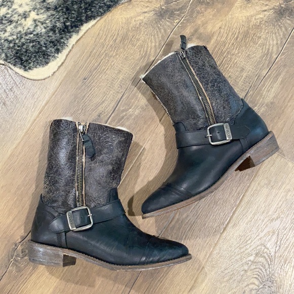 UGG Koolaburra ‘Duarte’ Shearling Leather/Suede Buckle Motorcycle Boot - Picture 5 of 12